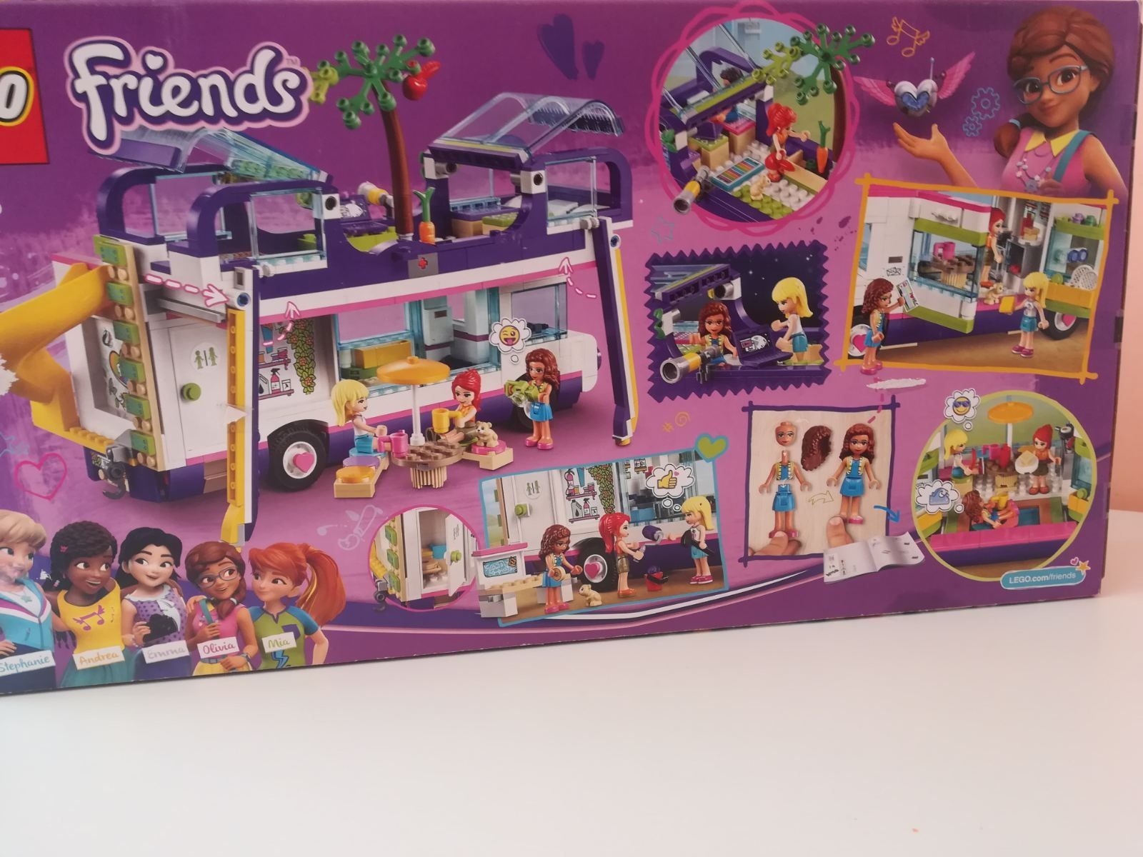 Lego friends: Автобусът на приятелството