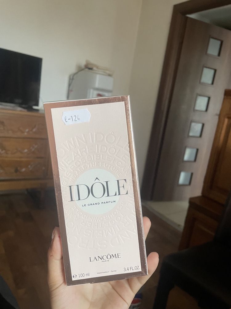 idole le grand parfum