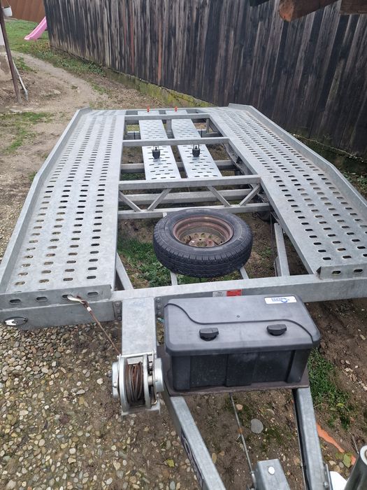 Vând platformă Blyss 2700kg 2022