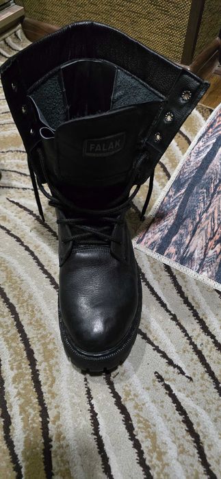 Мужские сапоги берцы размер 43