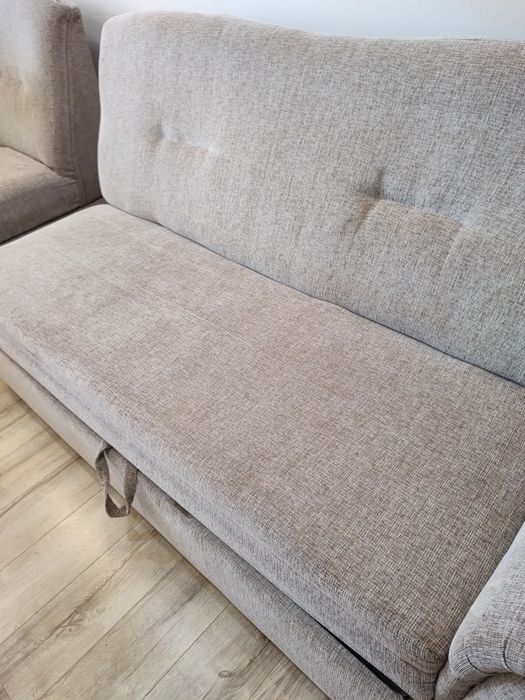 Curatat Canapele-Saltele-Fotolii Textil sau Piele