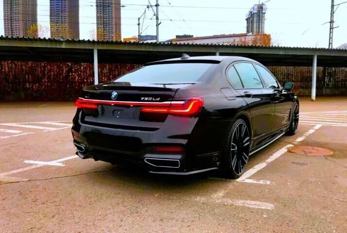 Ornamente tobe Tips evacuare sport BMW seria 7 G11 G12 rnament toba bmw seria7 comanda se plaseaza pe whatsapp