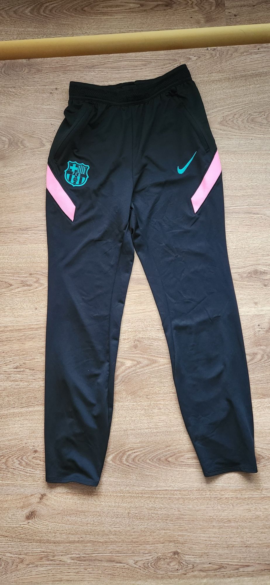 Nike Barcelona vaporknit долница