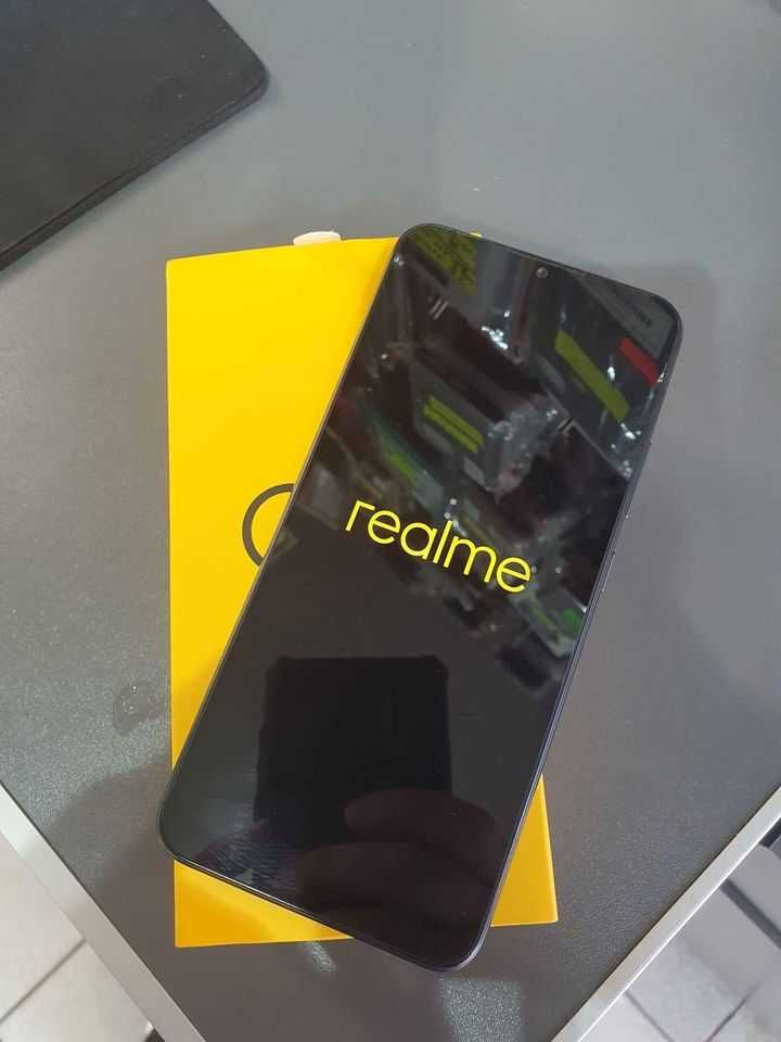 Realme C21 4GB / 64 GB