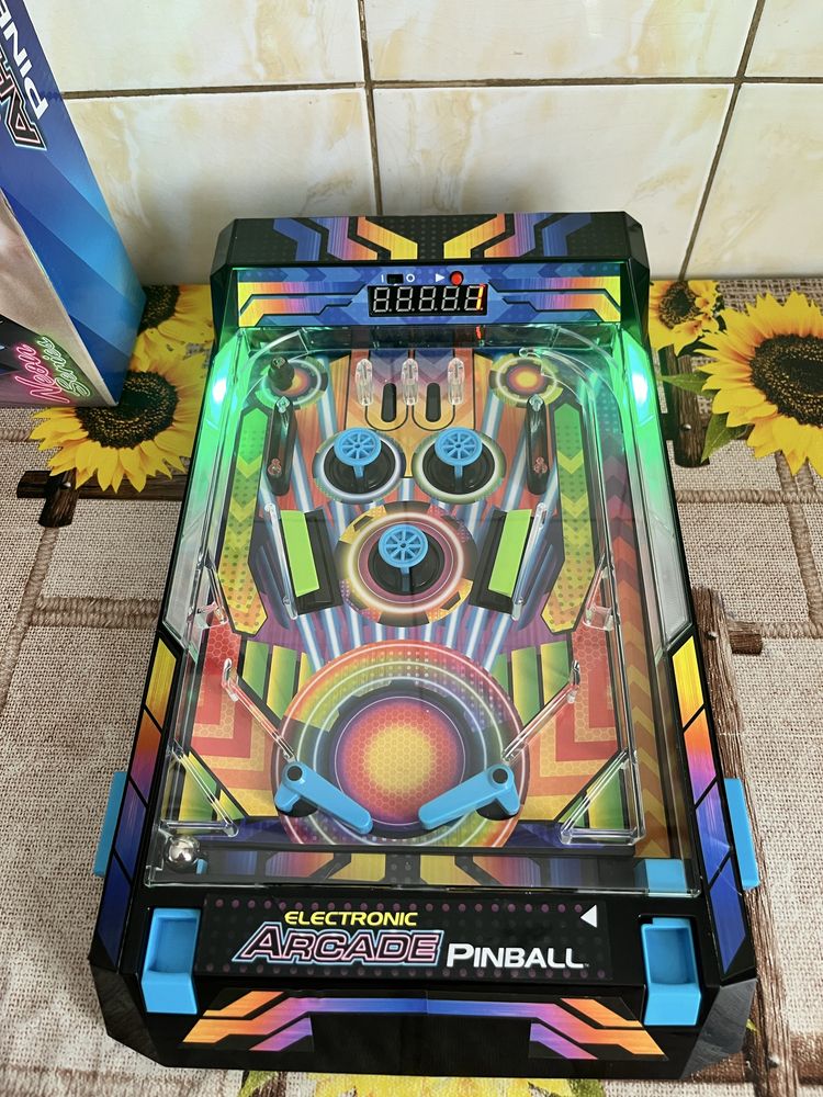 Electronic arcade pinball