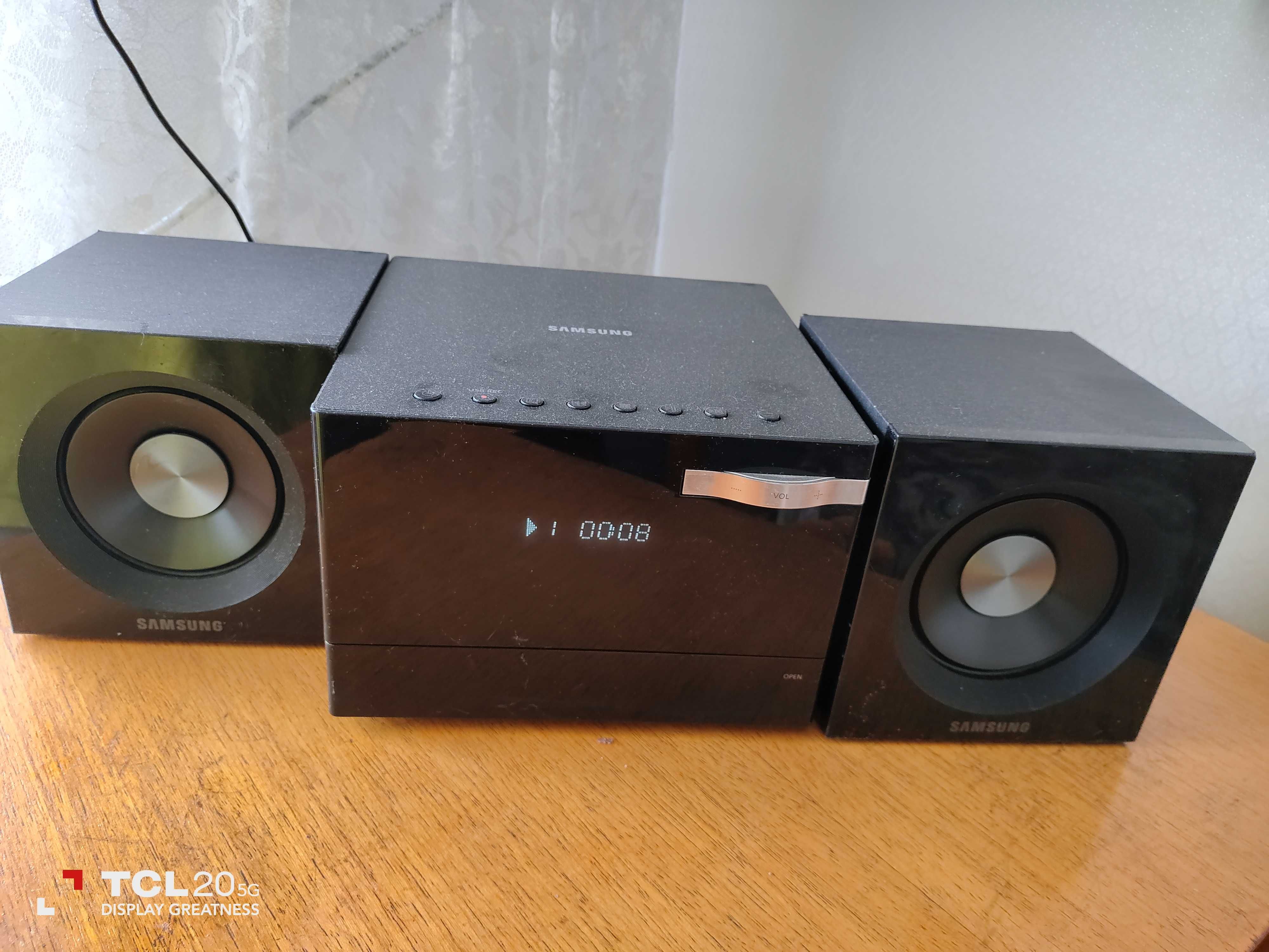 Samsung MM-D320 HiFi Micro System