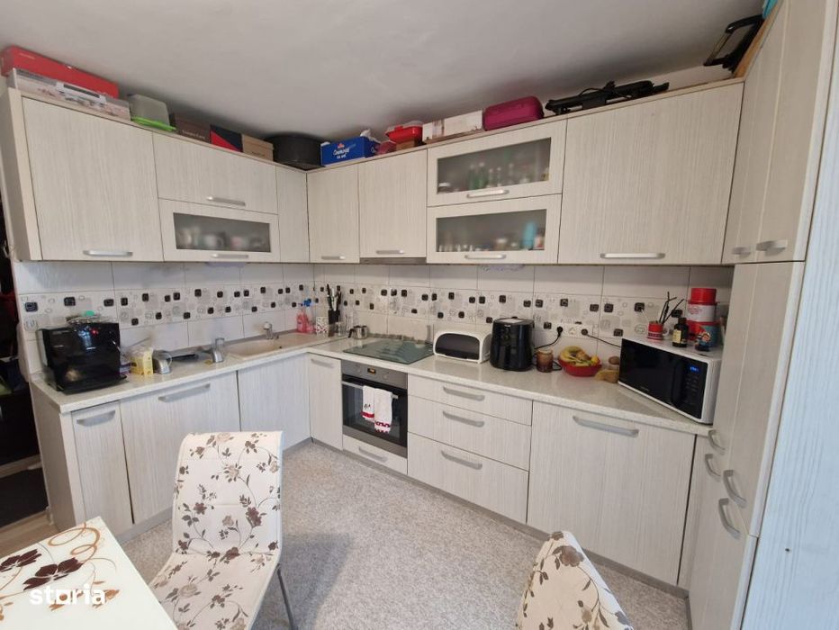 Apartament 2 camere, 56 mp, zona Hotvon