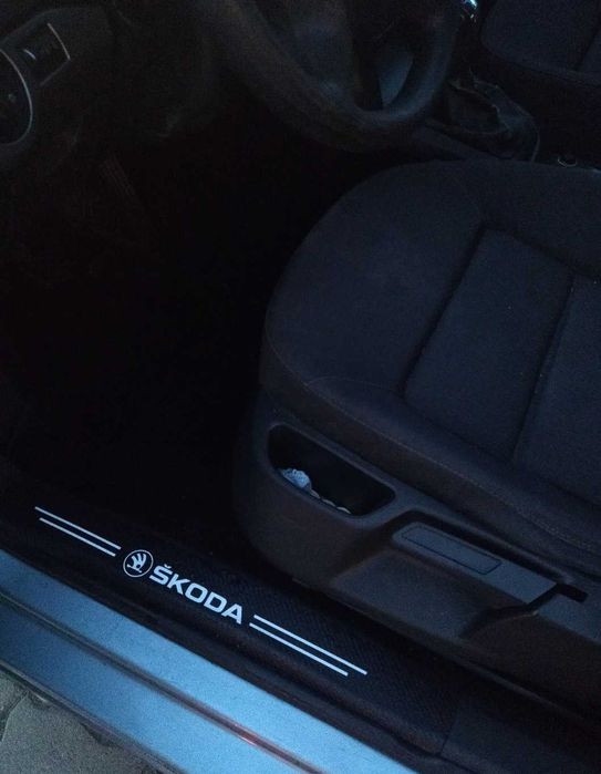 Продавам Шкода Октавия 2