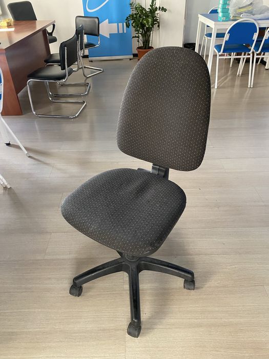 Стулия для офиса