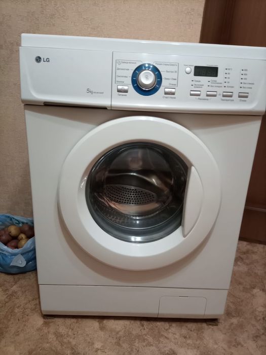 Продам стиральную машинку автомат