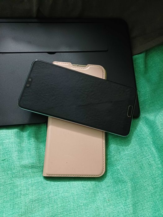 Vând telefon HUAWEI PRO 20 plus