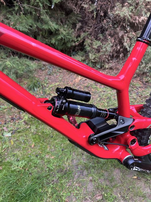 Commencal Furious Race 27,5 цола като нов 1x7 Sram xo1