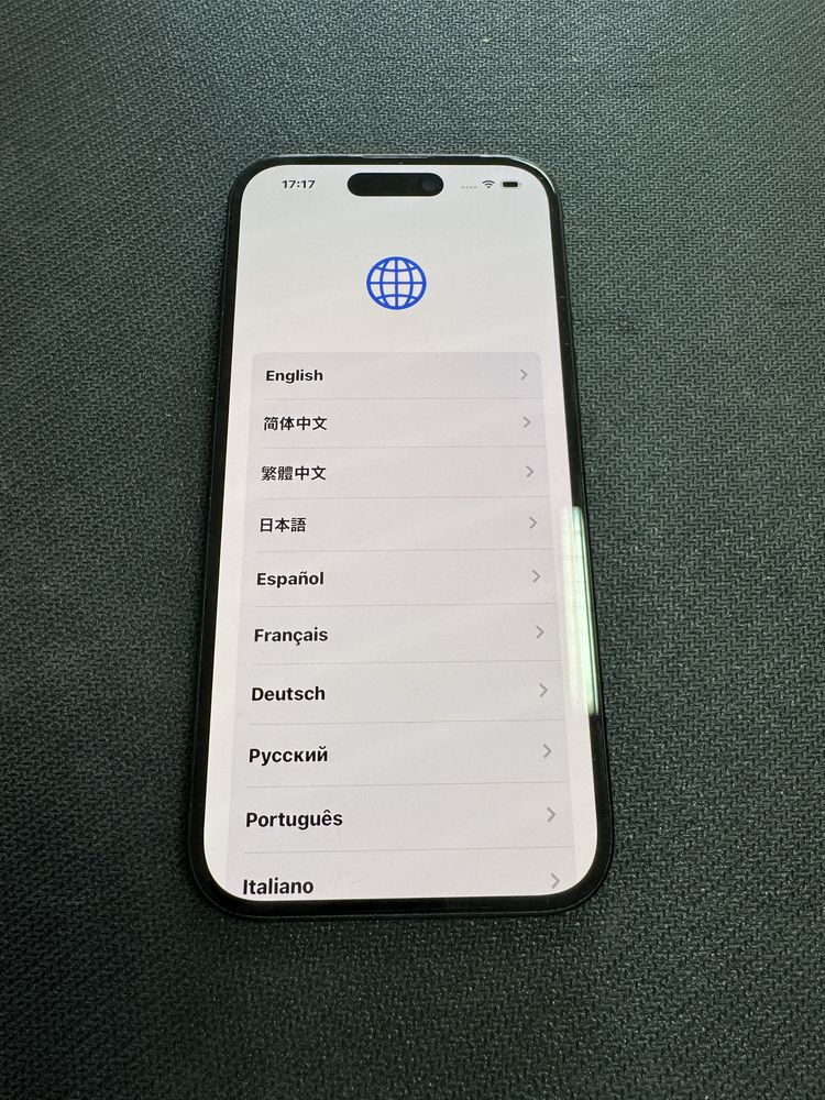 iPhone 15 128gb - заключен с iCloud, в отличен външен вид