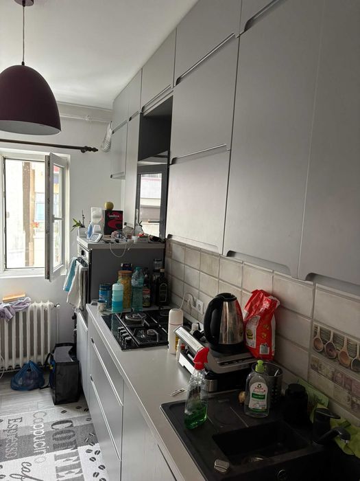 Apartament 3 camere Pipirig etajul 2