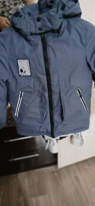 Кросы новые наик продам недорого