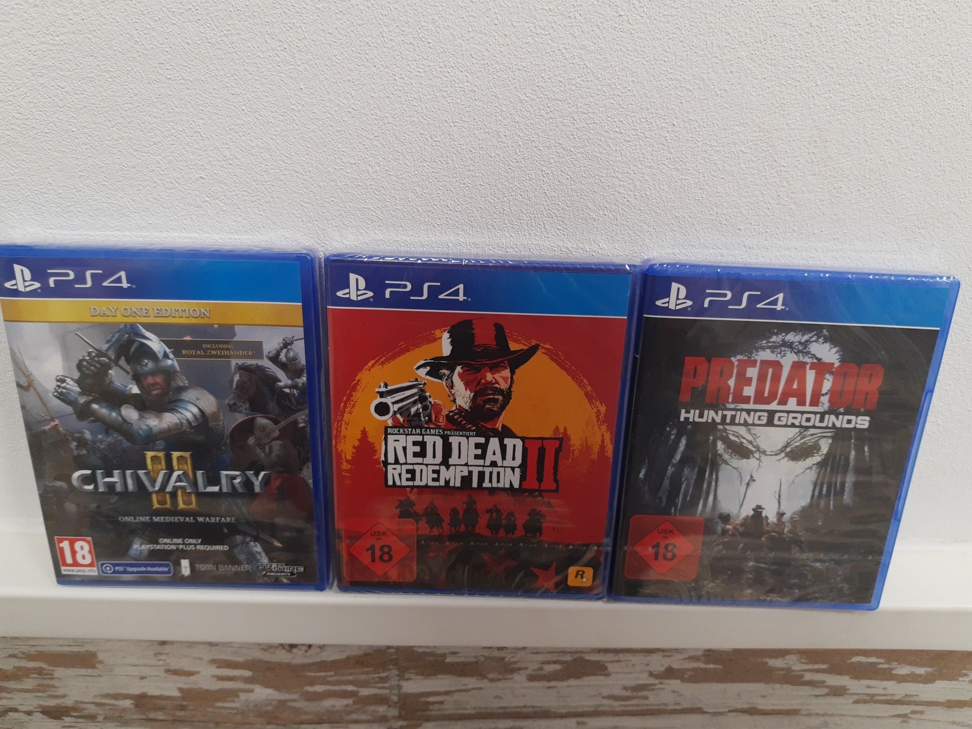 Red dead redemption 2 , Chivalry 2, Predator Hunting Grounds ps4