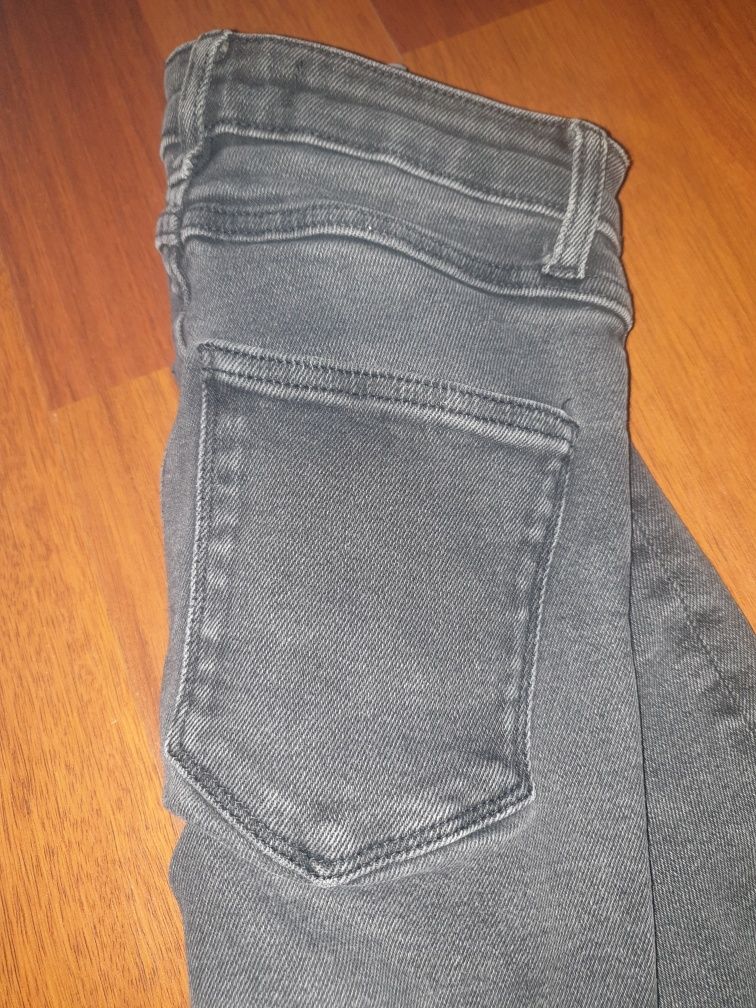 Vand jeans Zara negru skinny, slim,  pentru copii