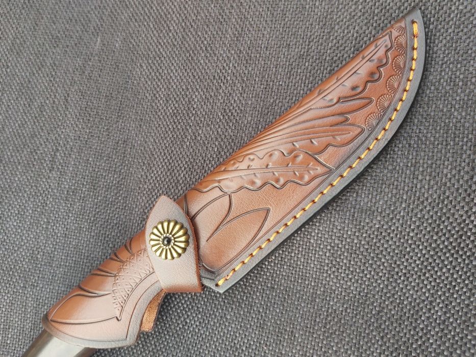 Ловен нож дамаска стомана с кожена кания LN414