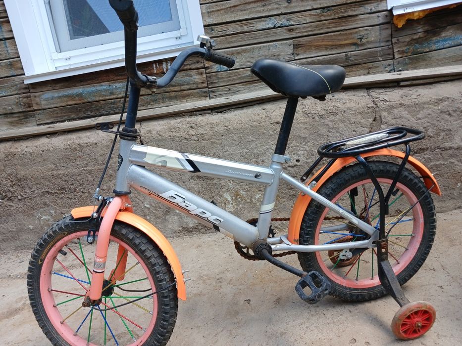 Продам почти новый 4-колесный велосипед