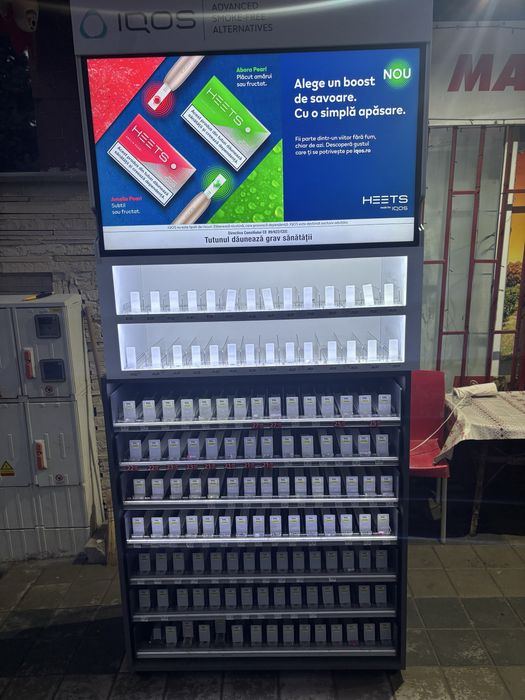 Raft magazin cu televizor inclus