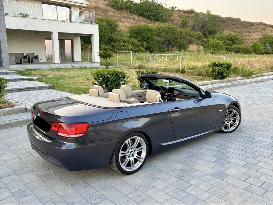 Bmw e93 330dA cabrio coupe