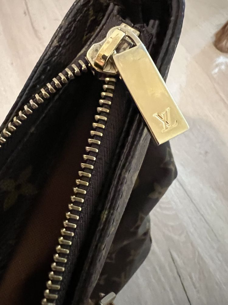 Продавам чанта Louis Vuitton