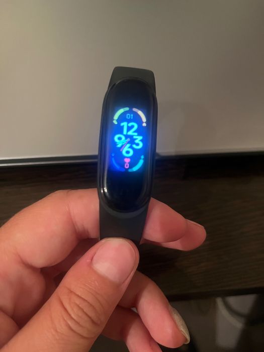Продам Xiaomi mi band