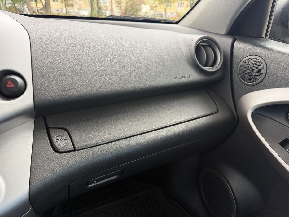 Тойота Рав4, 2,2 дизел D-4D, 136 к.с., 4х4