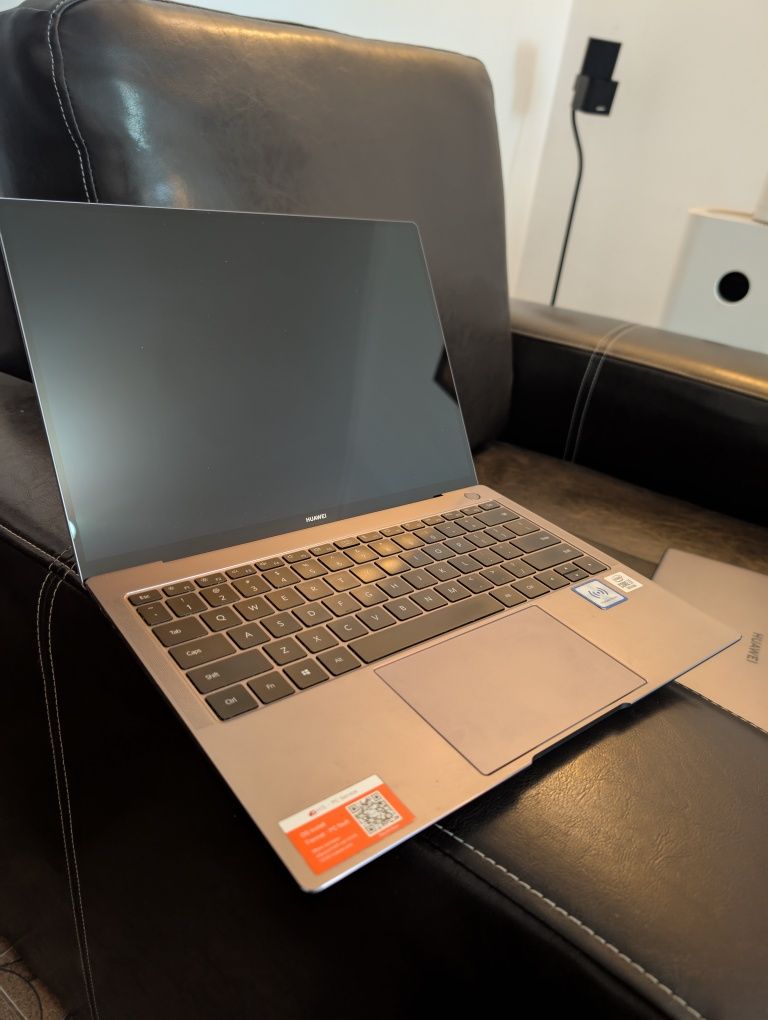 Laptop ultraportabil Huawei Matebook X Pro i7-10510U 16gb 1tb 3K touch