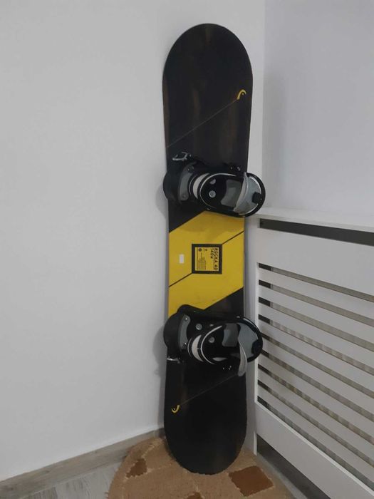 Placa snowboard 140 cm Head Rocka 4D cu legaturi