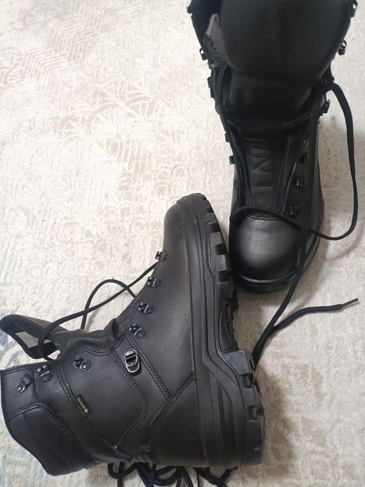 Продам зимние берцы