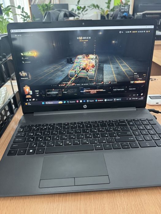 hp Noutbuk sotiladi
