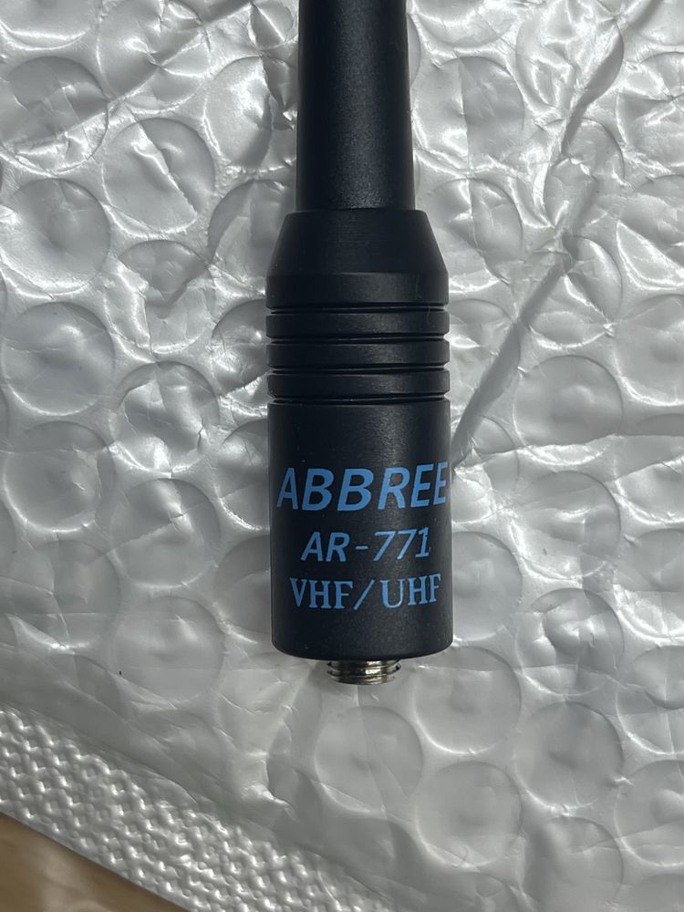 Антенна Abbree AR-771 (две штуки!). Гибкая двухдиапазонная для раций