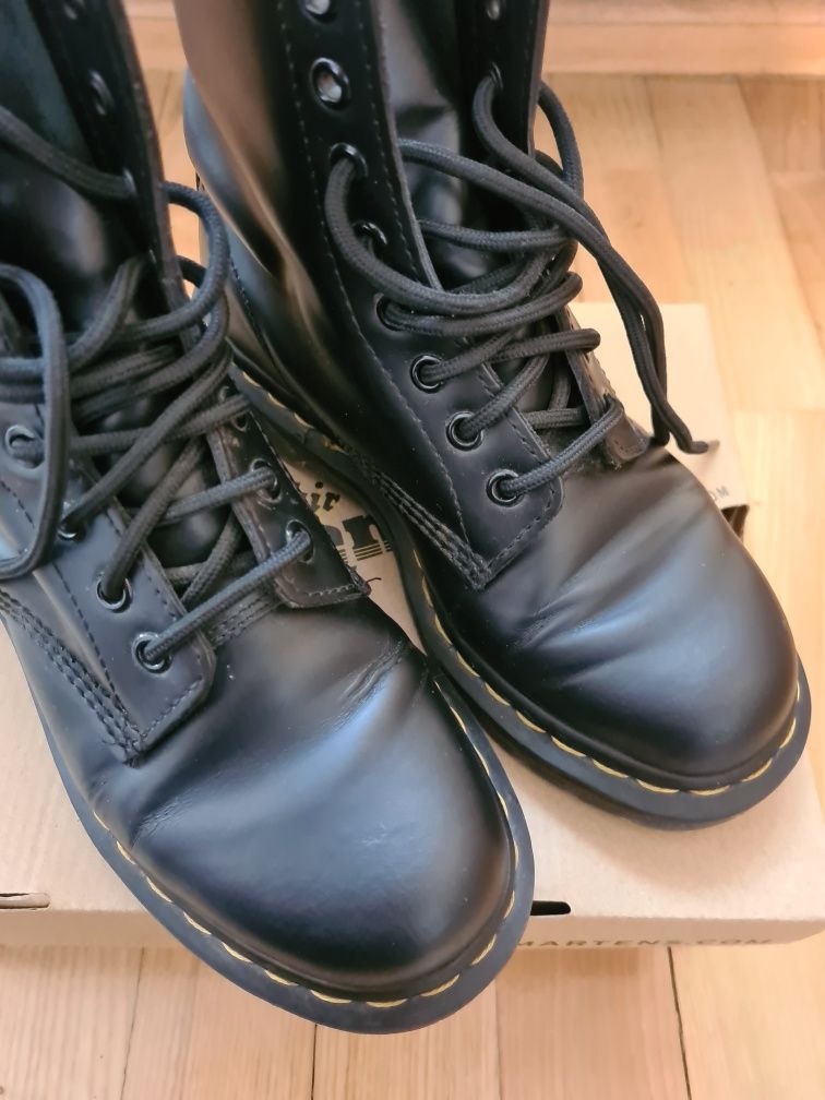 Dr Martens 1460 Smooth Black