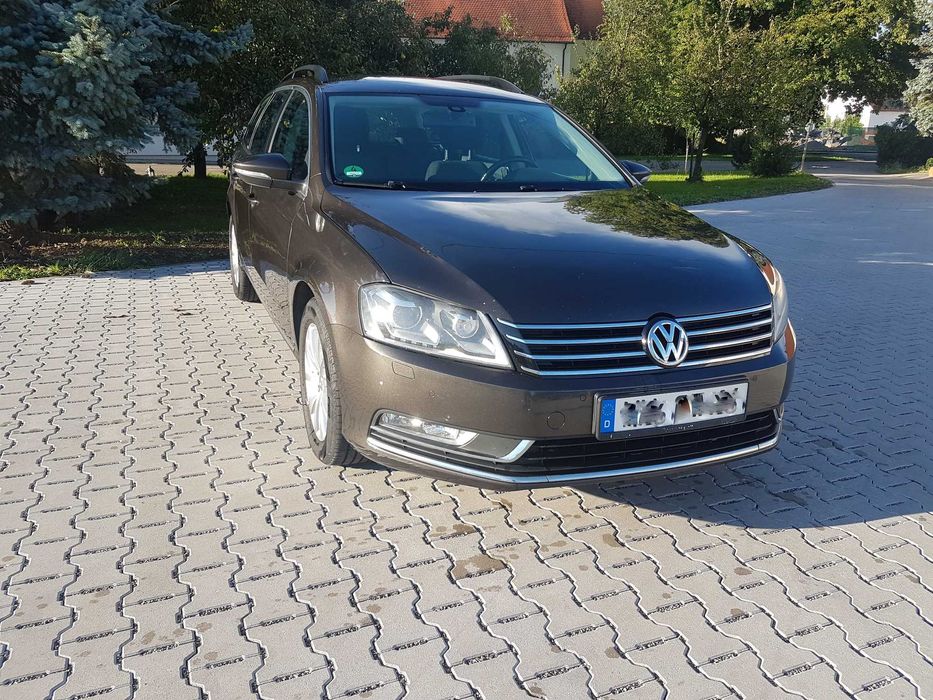 Passat alltrack b7 2013 2.0 tdi sau schimb cu Multivan