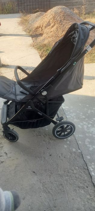 Продаётся детская коляска в хорошем состоянии.