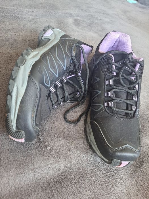 Adidași impermeabili damă