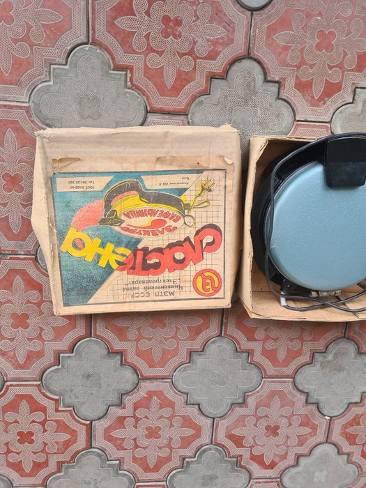 Злекро вафельница