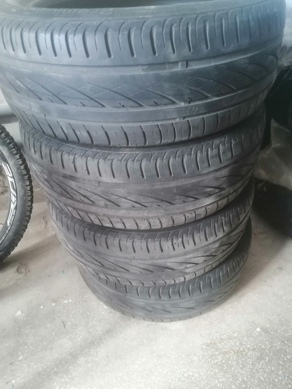 Anvelope vara 185/55 r15