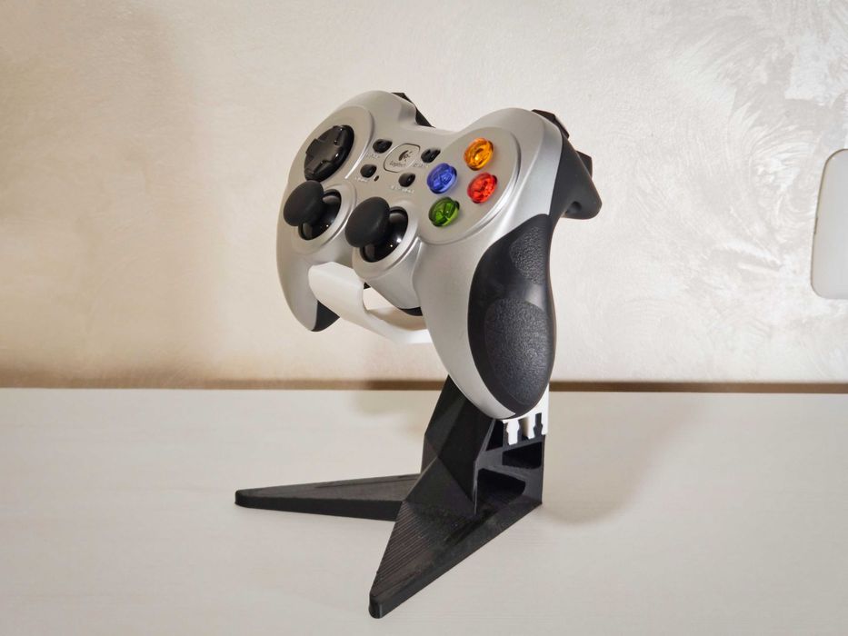 Gamepad wireless Logitech F710, PC, Argintiu, fara dongle