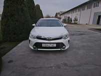 Toyota Camry Dubai