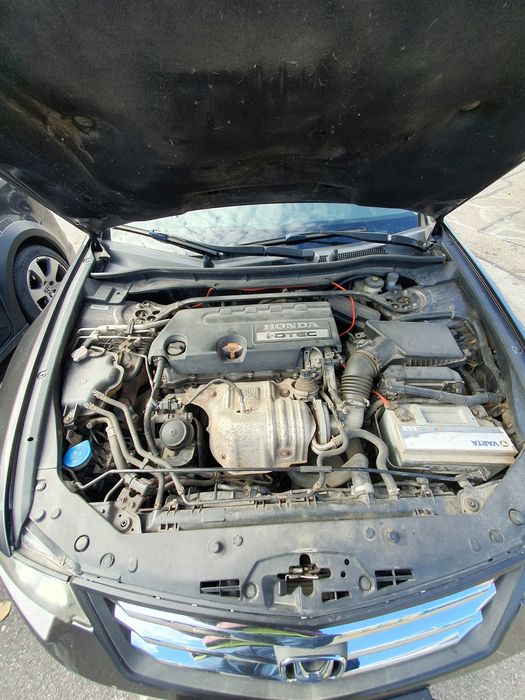 Honda accord 8 din  2009, motor 2.2 i-Dtec,Comenzi volan,pilot,clima