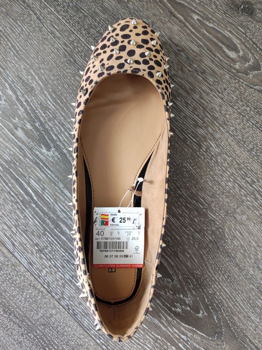 Balerini Bershka noi cu eticheta, marimea 40