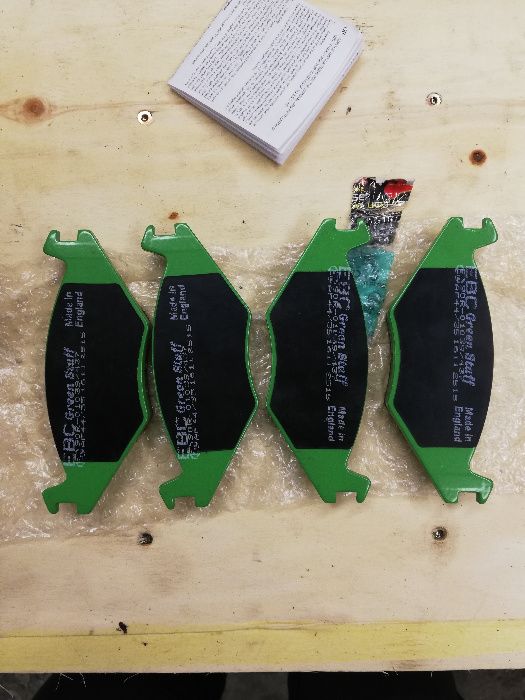 Предни накладки ЕБЦ Brake Pads EBC Green Stuff