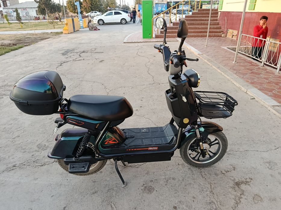 Skuter yengi kafolati bilan