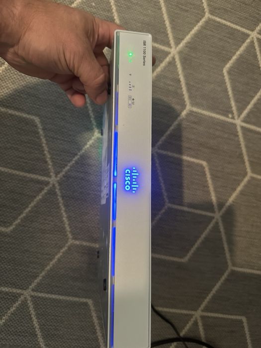 Cisco ISR 1111 8pLTE