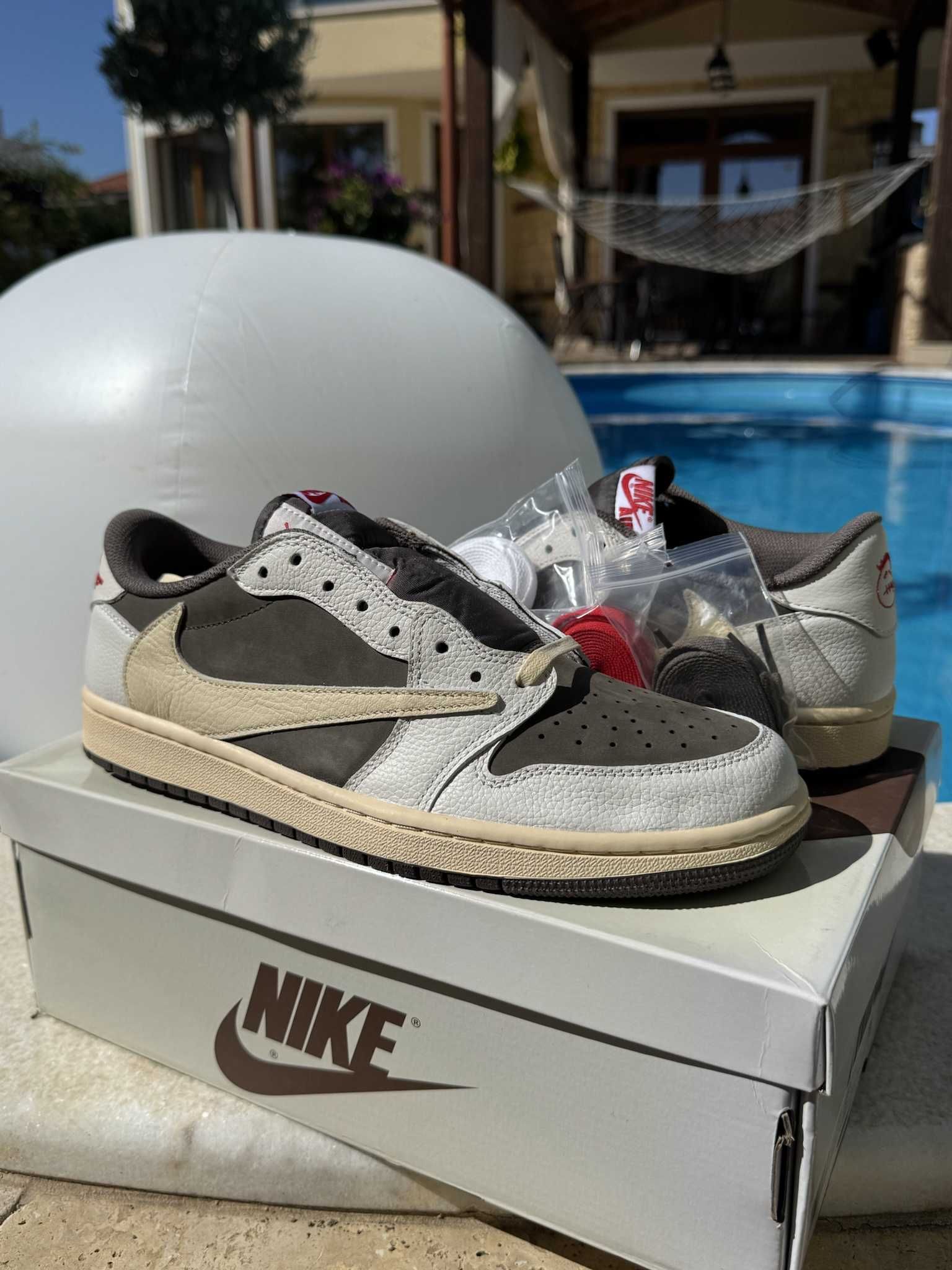 Jordan 1 Retro Low Reverse Mocha Travis Scott 45 EUR + Кутия + Връзки