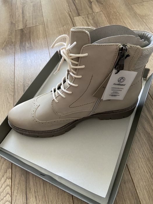 Ботинки немецкие Be Natural новые 41 размер