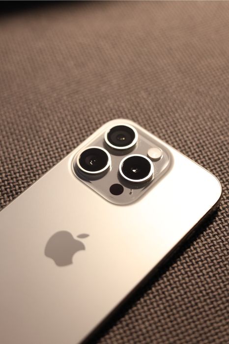 iPhone 15 Pro - Garantie - Natural Titanium - 256gb