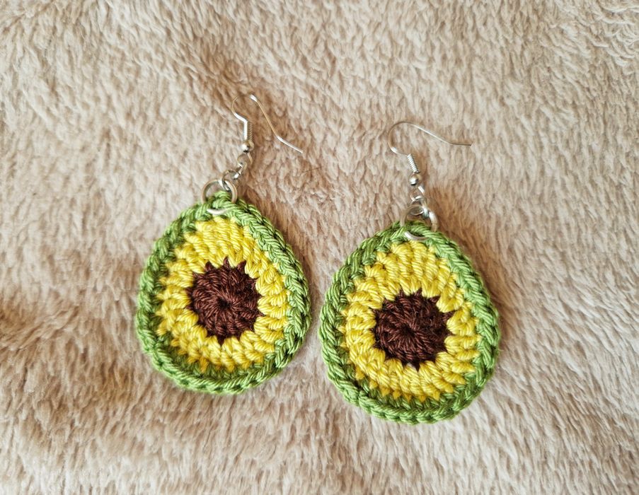 Ръчно изплетени обеци с авокадо или слънчоглед